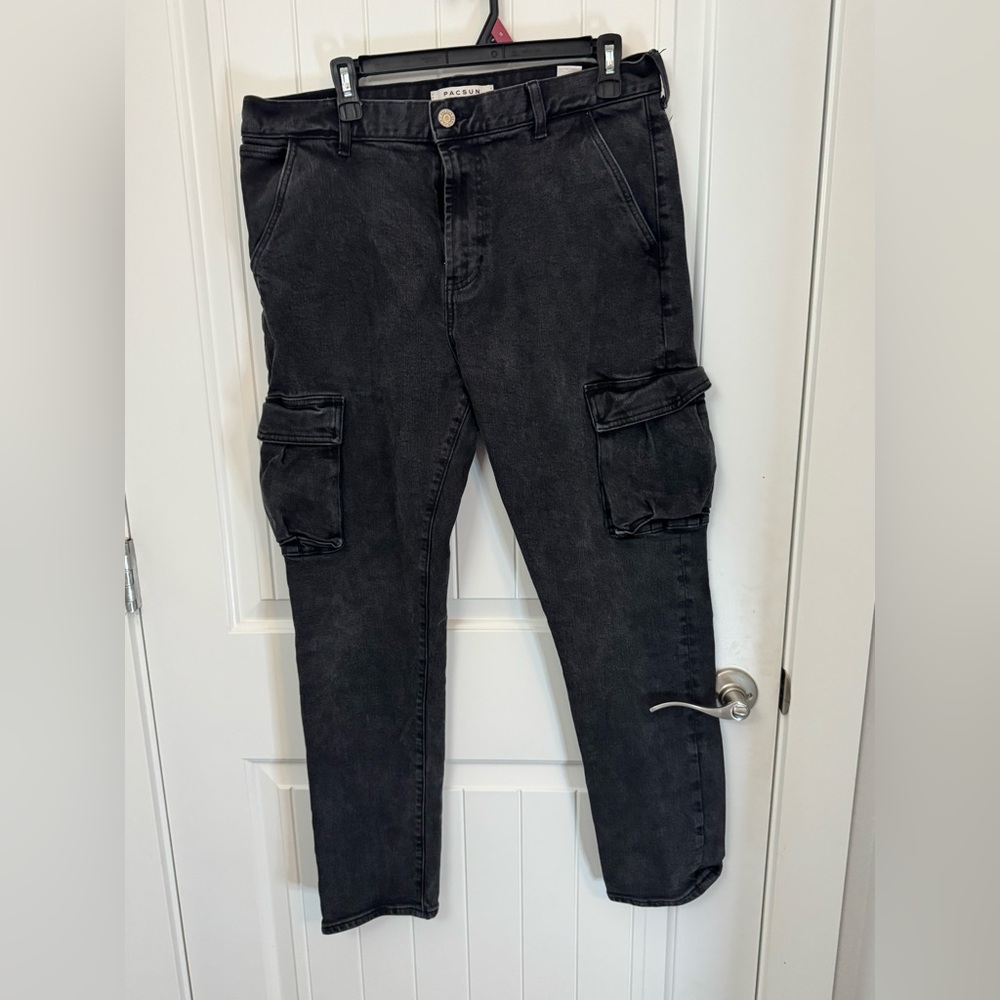 Men’s Black Cargo jeans Pacsun 34x32
